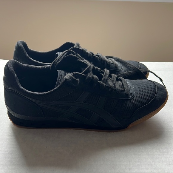 Onitsuka Tiger by Asics Other - Onitsuka Tiger Ultimate 81